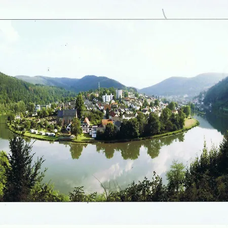 Christel Hirschhorn-neckar * Hirschhorn